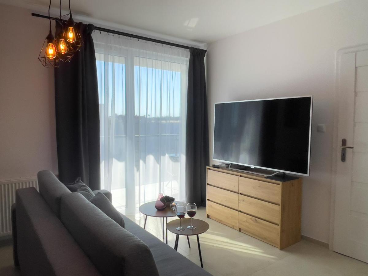 Urban Apartments Premium, Opolska 10 No 77A, Free Garage, Self Check-In カトヴィツェ エクステリア 写真